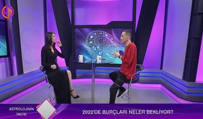 Astrolojinin İncisi / 2022’de Burçları Ne Bekliyor?