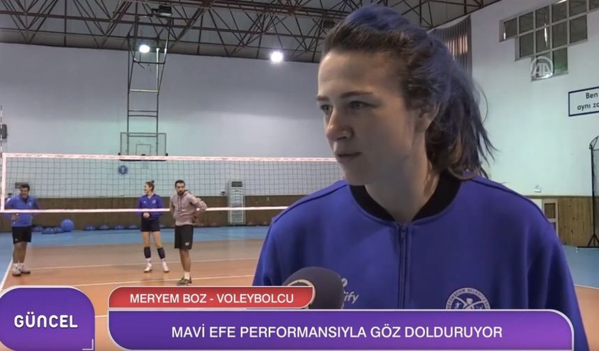 Voleybolun Mavi Efesi Sahada