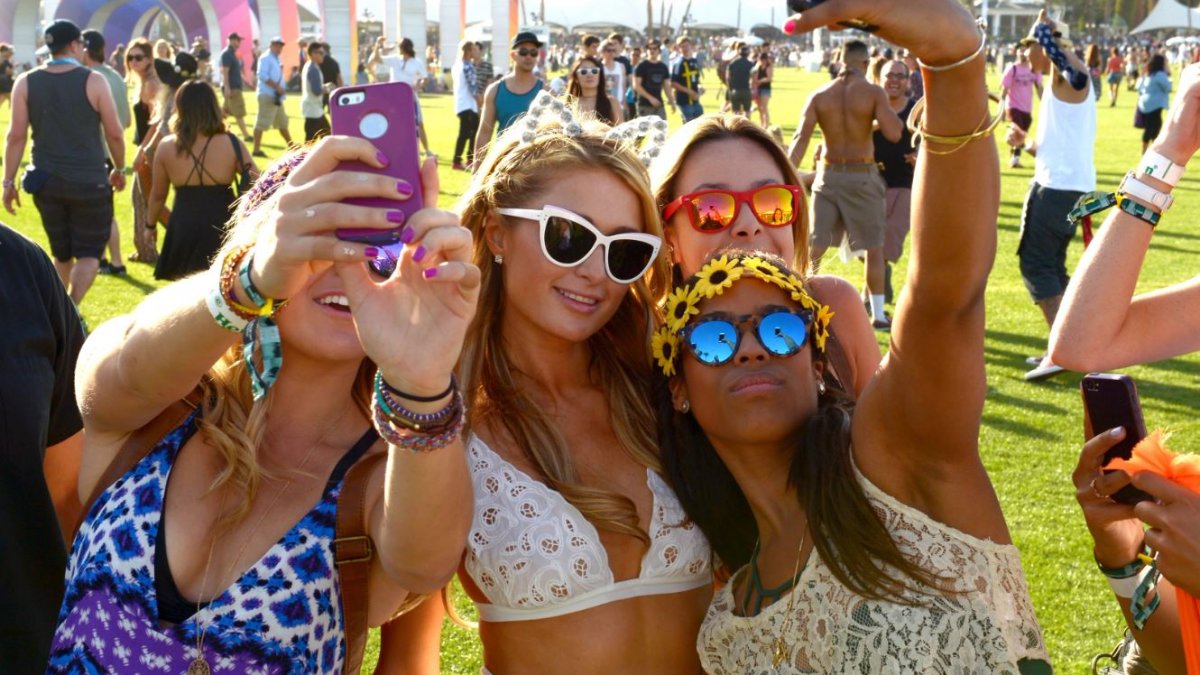 Ünlü İsimlerin Coachella 2022 Kombinleri