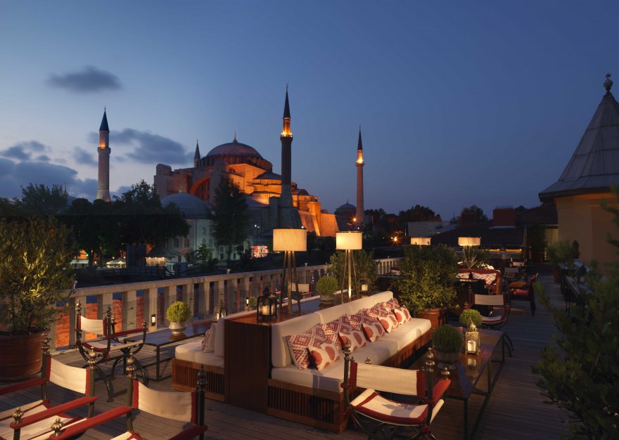 1574080943-four-seasons-hotel-sultanahmet-a-ya-terrace-1.jpg