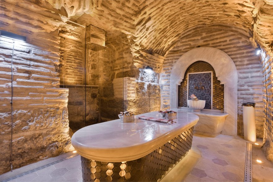 1578032679-cistern-spa-hi-1.jpg