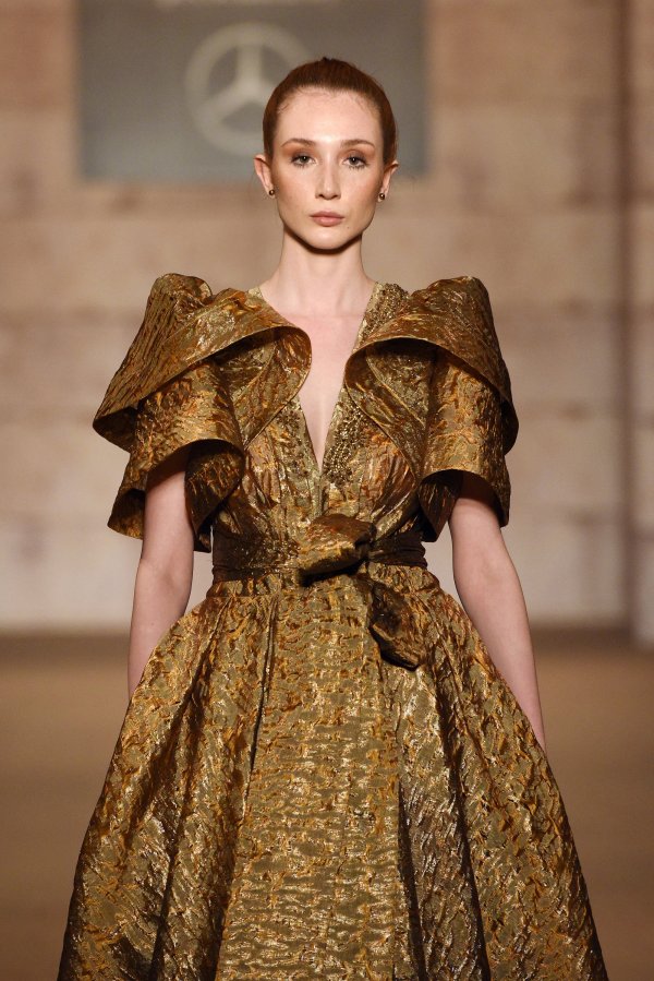 1602699076-mercedes-benz-presents-zlem-s-er-ss21-7.JPG