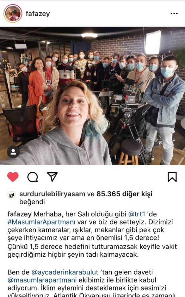 1606294103-farahzeynep.jpg