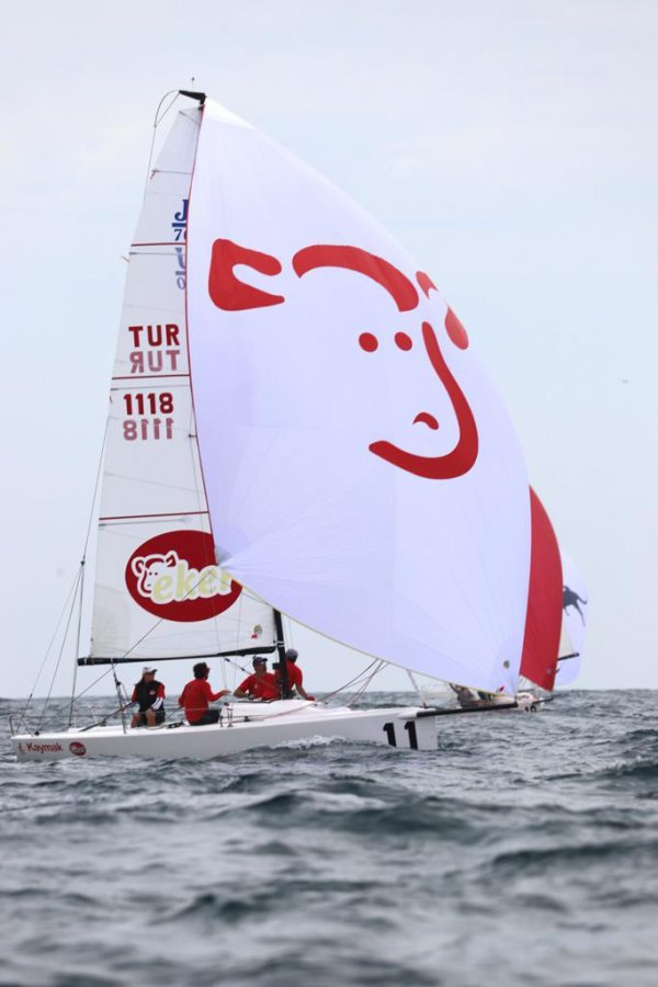 1629988262-eker-yelken-tak-m-3.jpg