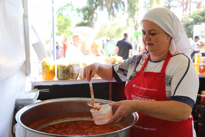 1664191234-food-fest-antalya-2.jpg