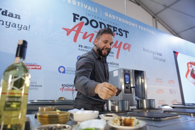 1664191235-food-fest-antalya-3.jpg