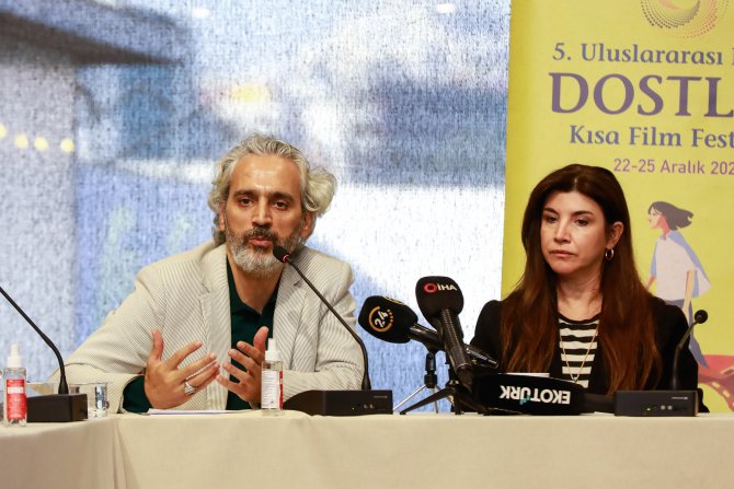 1666615716-faysal-soysal-ebru-ceylan.jpg