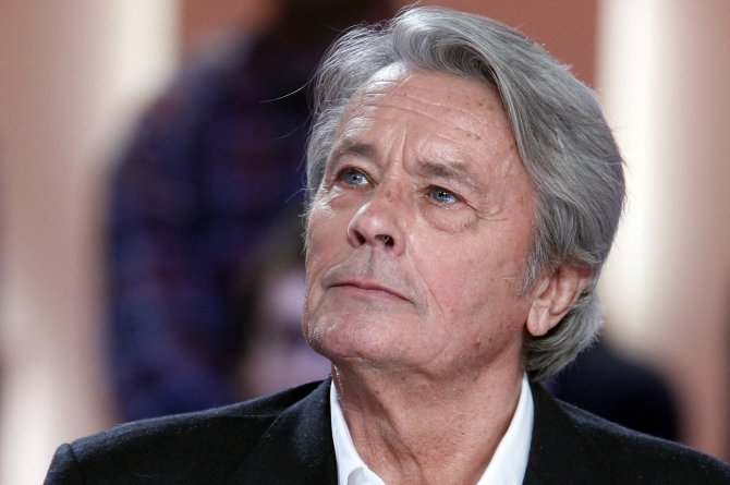 alain-delon-ic-001.jpg