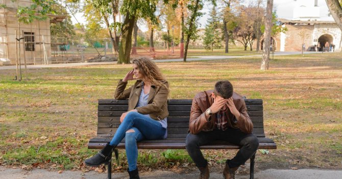 argument-bench-breakup-984949.jpg