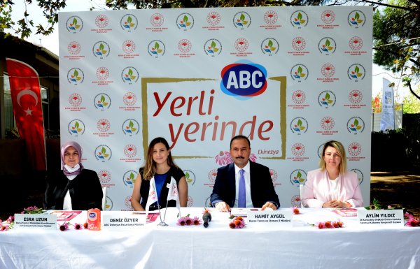 esrauzun-denizozyer-hamitaygul-aylinyildizbasintoplantisi.JPG