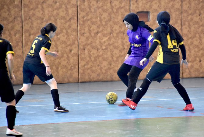futsal-3.jpg