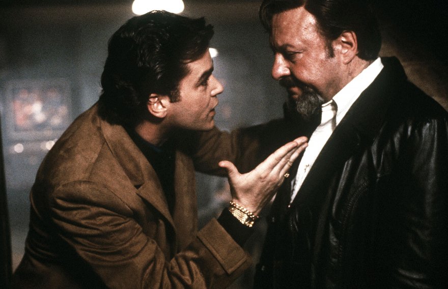 goodfellas-siki-dostlar-izle-1990-8-001.jpg