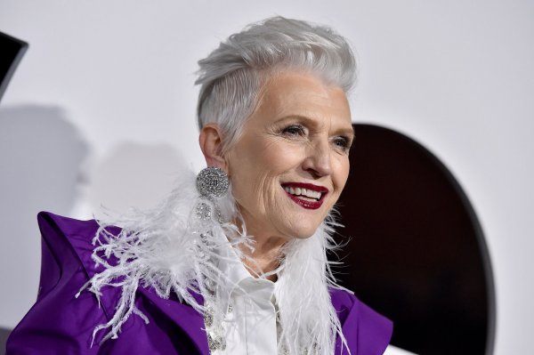maye-musk-resolutions-02.jpg